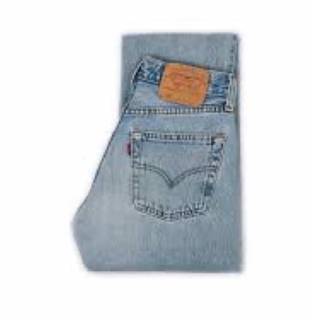(Slightly worn) light denim straight fit Levi jeans